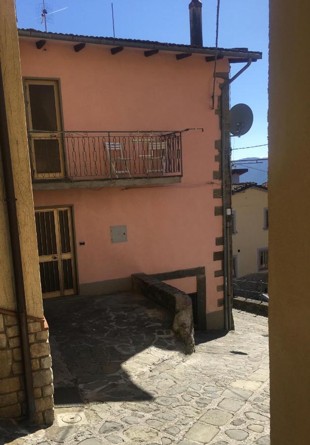 Little Flower Apartment Corfino Exterior photo